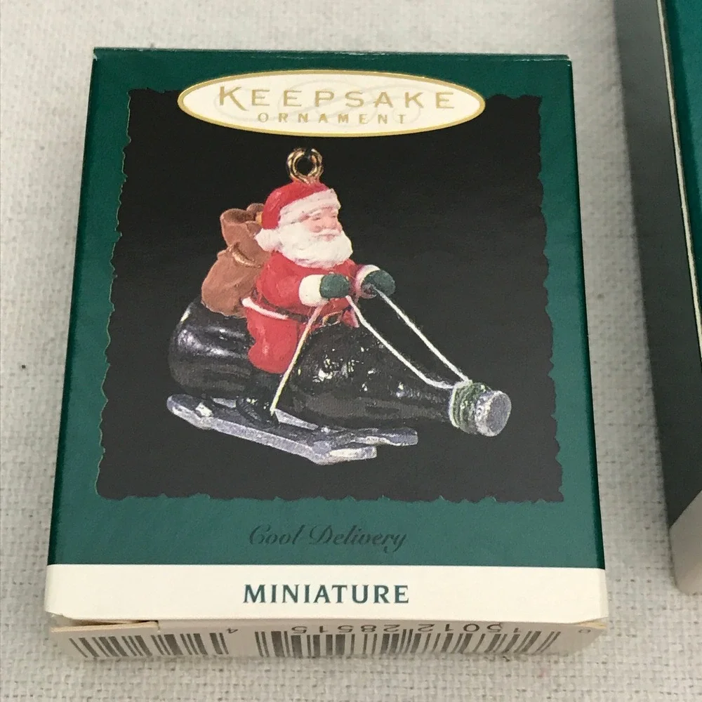 Hallmark Christmas Vintage, Coca‎ Cola Keepsake Ornaments, Collectors Miniature